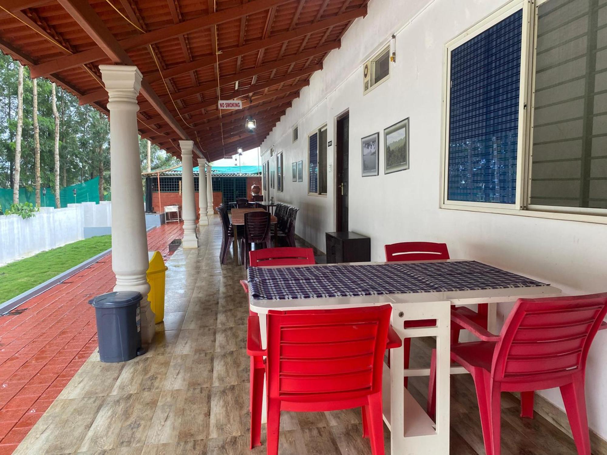 Bougain Villa Chikmagalūr Εξωτερικό φωτογραφία